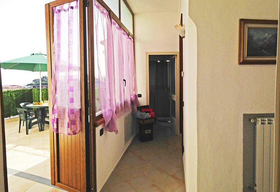 アジェーロラホリデイズ コスタンツァアパートメント 部屋 写真